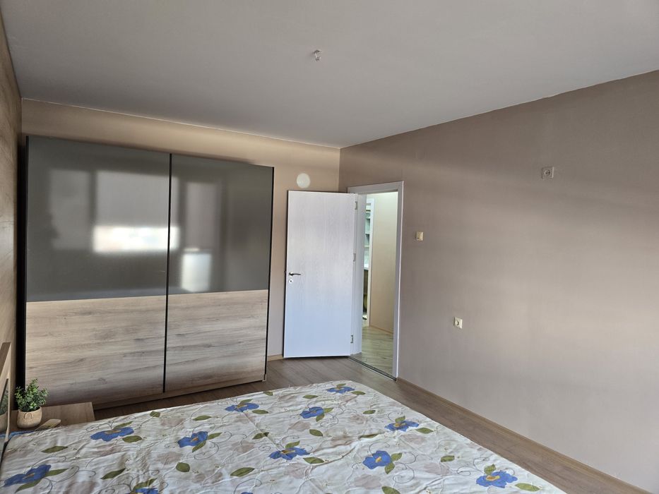 Продава се Двустаен апартамент в Добрич, Център - 67 кв.м за 800 €/кв.м - Снимка #10