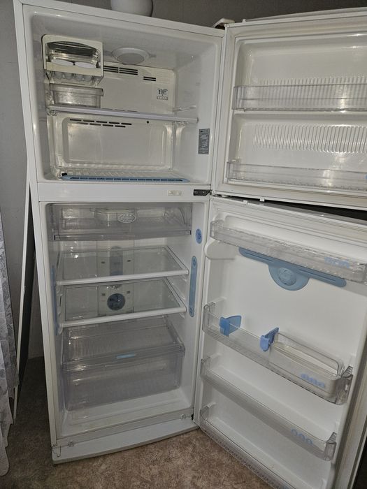 Холохолодильник LG No Frost