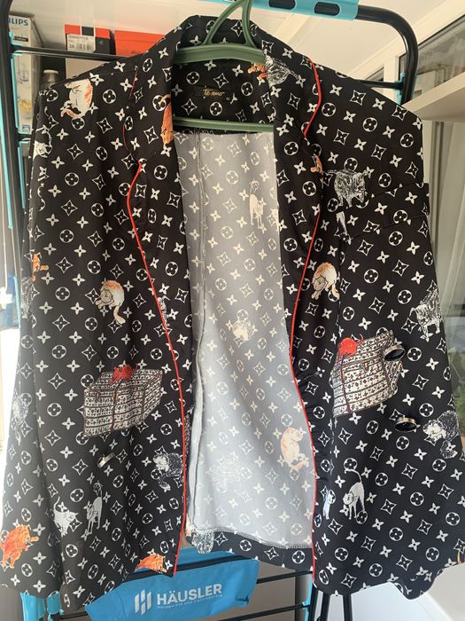 Продам пижамный костюм