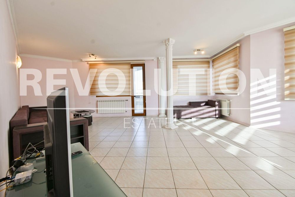 Дава се под наем Етаж от къща в София, Надежда 4 - 150 кв.м за 1097.01 € - Снимка #1