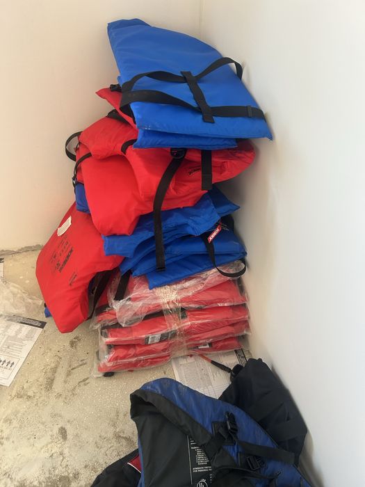 Спасательный жилет JOBE