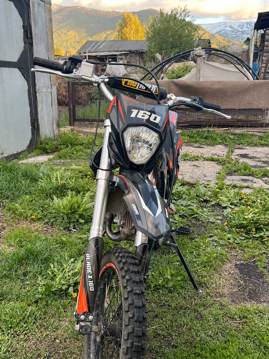 Мотоцикл Blade X