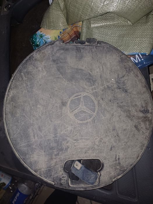 Продам проставки на колеса.  Мерседес.