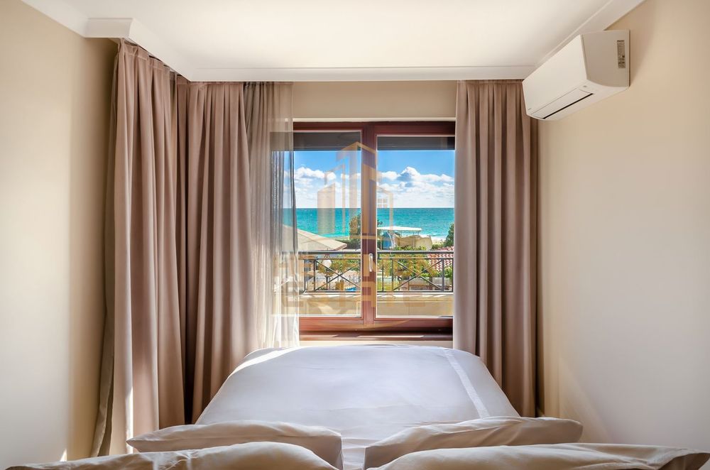 Продава се Тристаен апартамент в к.к. Златни пясъци - 135 кв.м за 2075 €/кв.м - Снимка #11