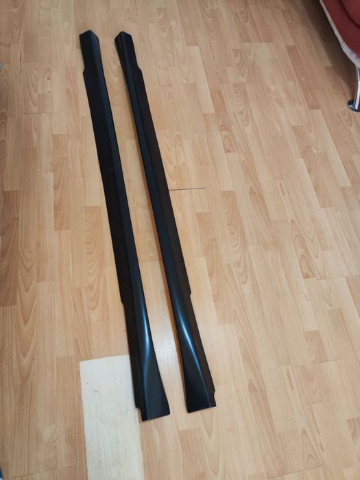 Prelungire extensii praguri VW Polo 5 Mk5 2009-2017 negru lucios