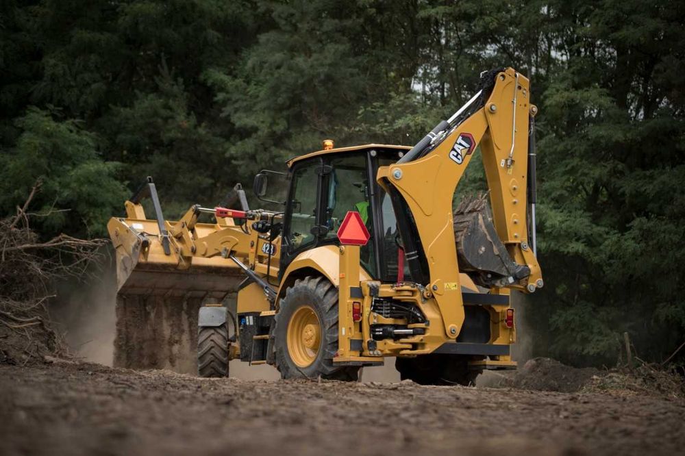Экскаватор юклагич Cat 428, Экскаватор погрузчик Cat 428