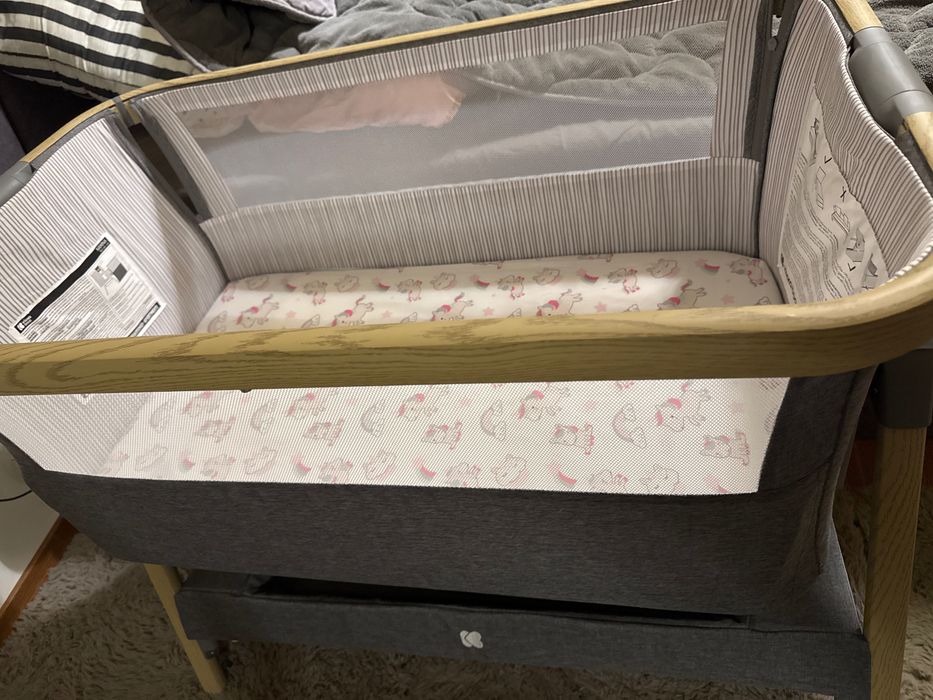 Next to me тип бебешка кошара kikka boo