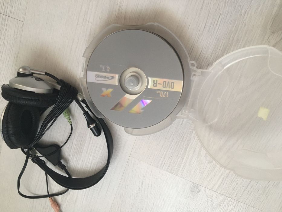 Set 15 dvd uri noi de 4,7GB