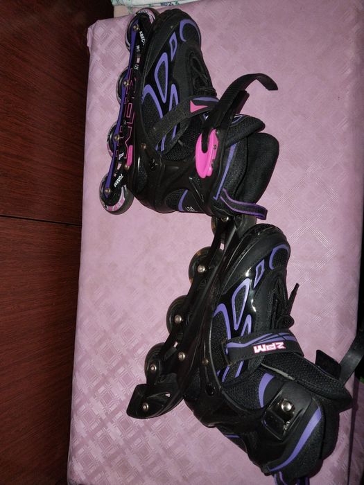 Продам роликовые коньки.