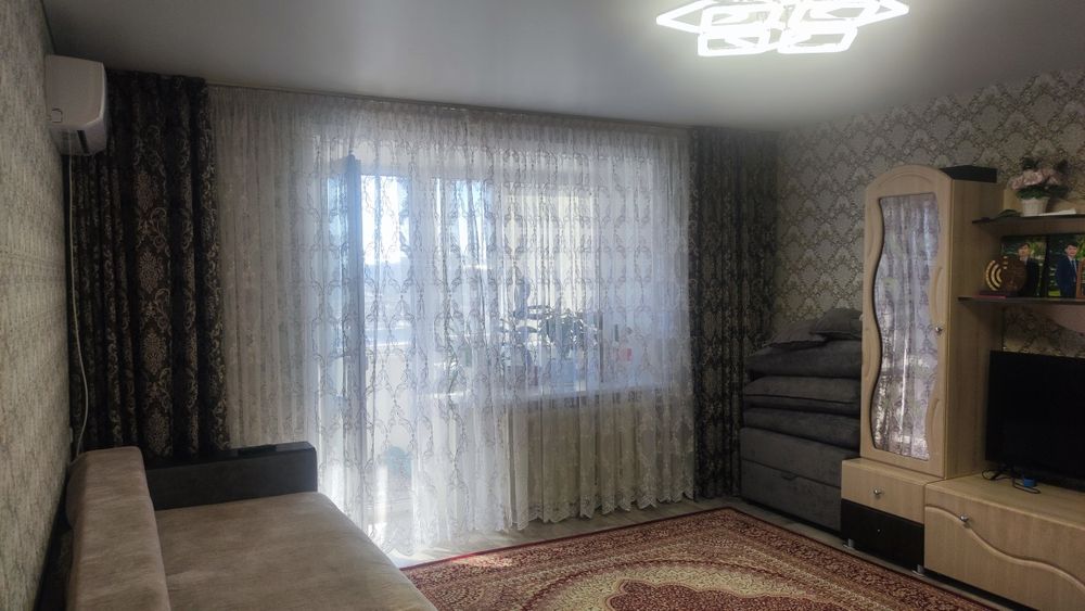 Продам 4-х комнатную, улучшенную.