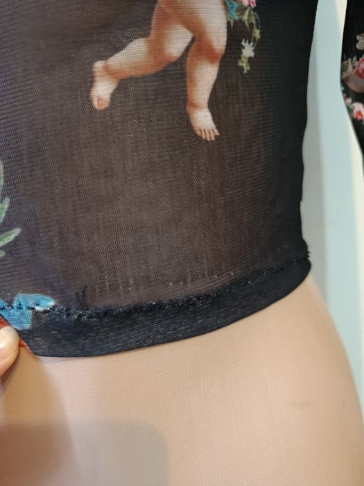 Bluza Pull and Bear mesh cu îngerași Punk Rock Goth Altercore mărimea XS-S elastica