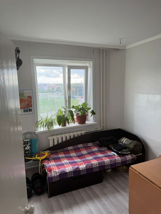 Продам 4х комнатную квартиру