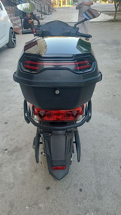 Електро скутер сотилади