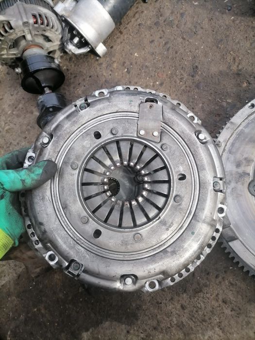 Ambreiaj Complet, volanta ford 1.8 tdci 5 trepte