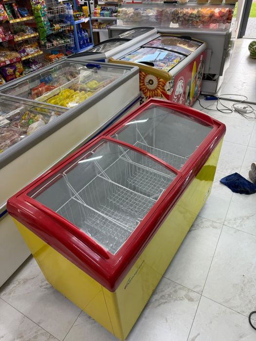 Морозильник продам