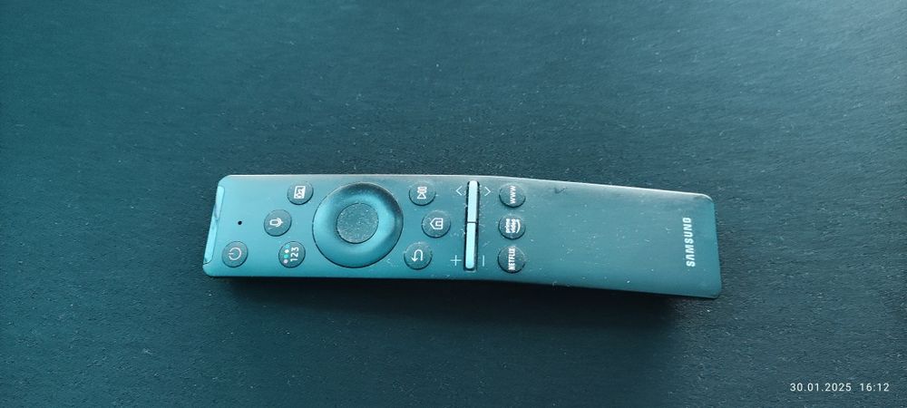 Смарт монитор Samsung S32AM700UU