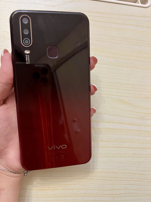 Vivo Y 12 telefoni