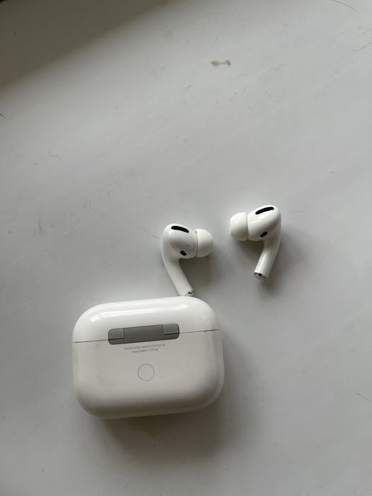 эйрподс про