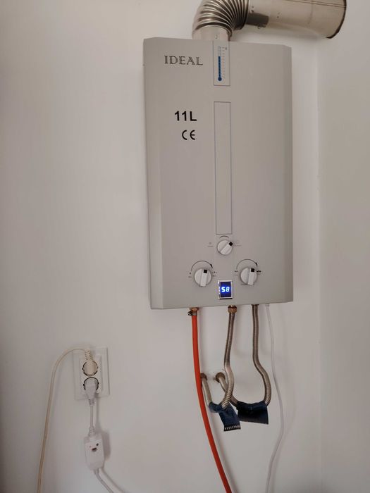 Instant pe gaz cu tiraj forțat Ideal 11 l