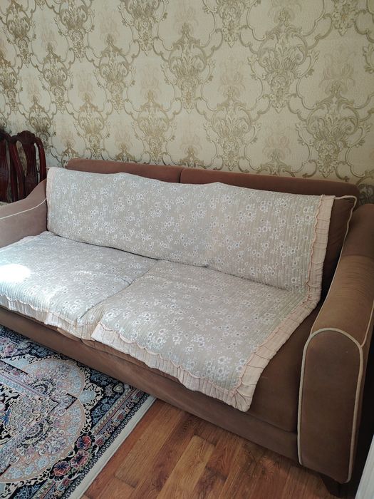 Продам диван 2 метровый