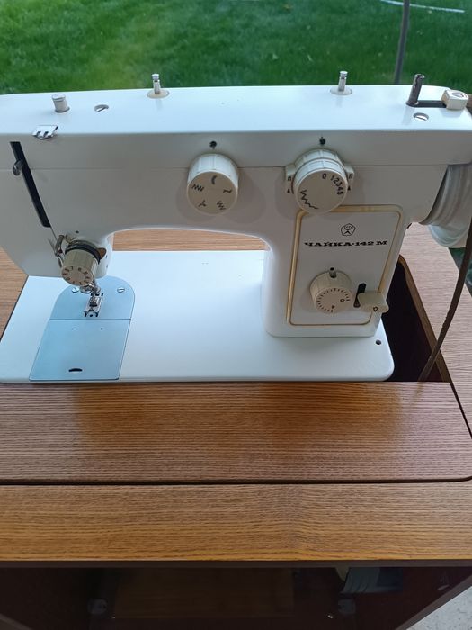 Продается швейная машинка