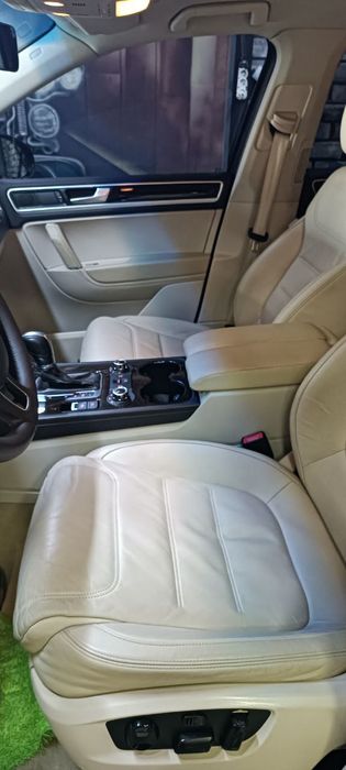 Сотилади Volkswagen touareg 2013 й