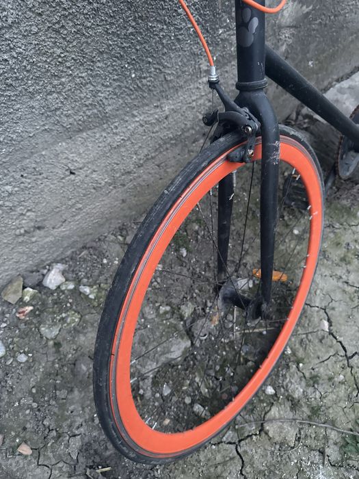 Bicicleta sport muddy