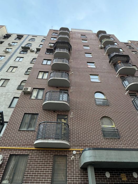 Срочно Продаётся квартира на Golden House Ассалом Хаво