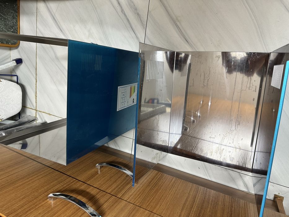 Запчасть от вытяжки