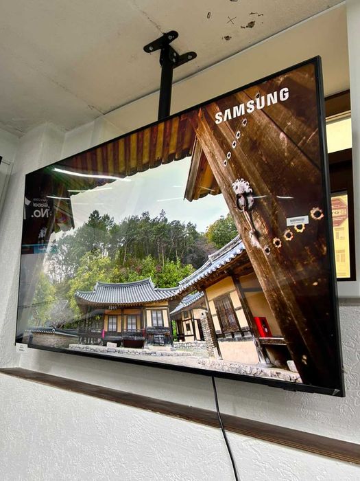 Телевизор Samsung UE55DU7100