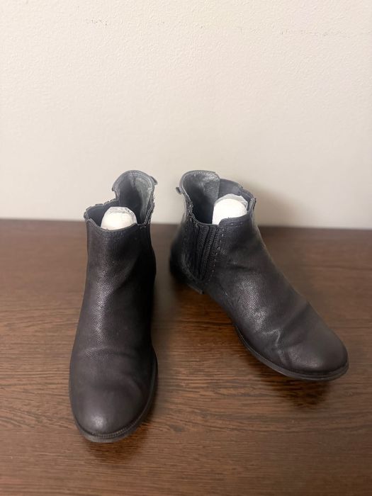Camper Peu botine piele naturală neagră, măr. 38