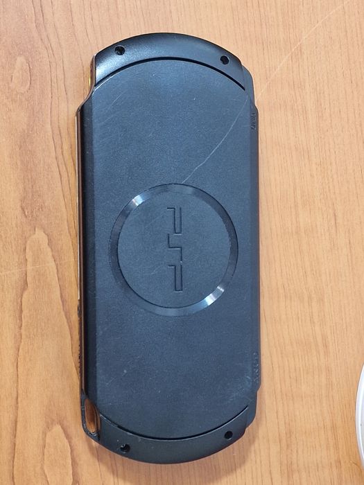 PlayStation Potable PSP Street e1004 modat