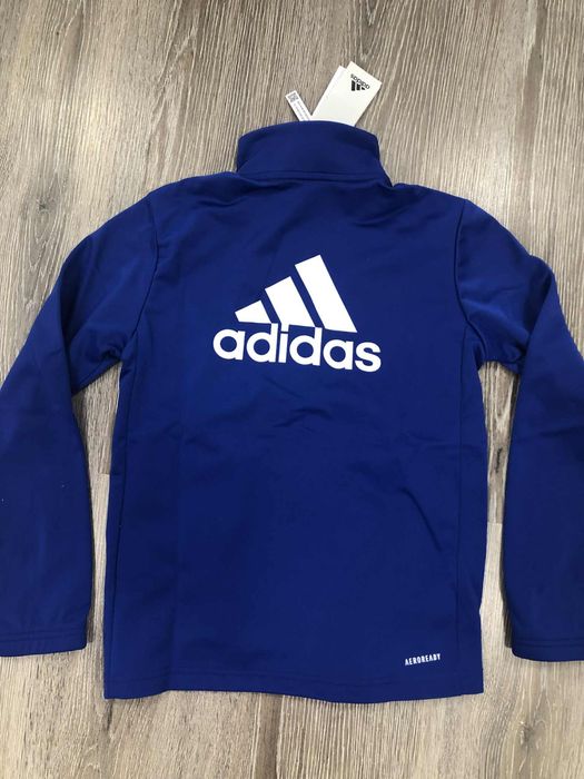 Анцуг-оригинален Адидас