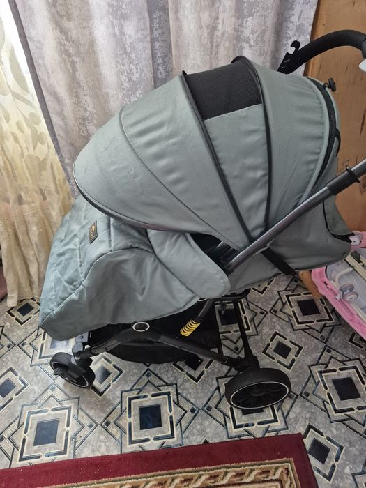 Продам коляску за 25 тыс состояние хорошее