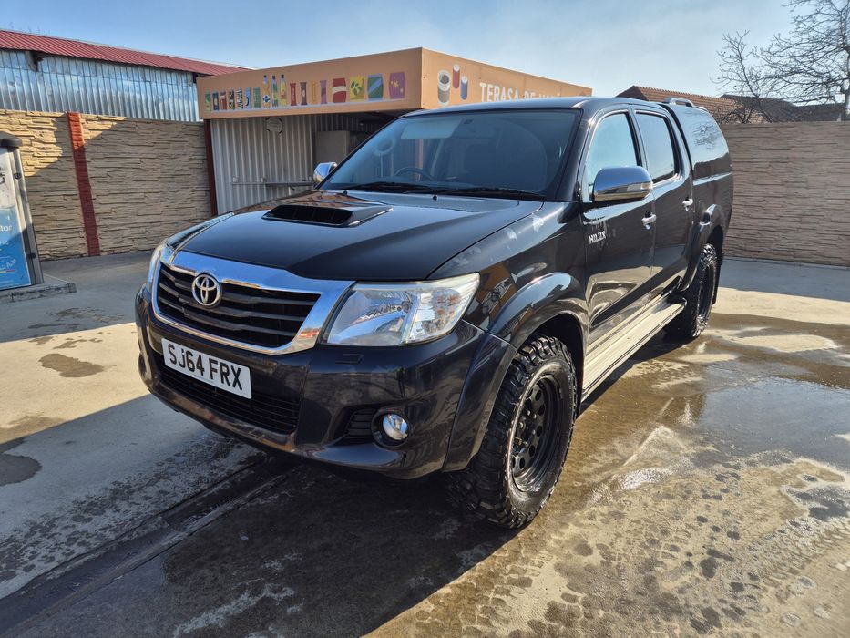 Dezmembrez Toyota Hilux 2KD-FTV 2.5 Euro 5 2012-2016