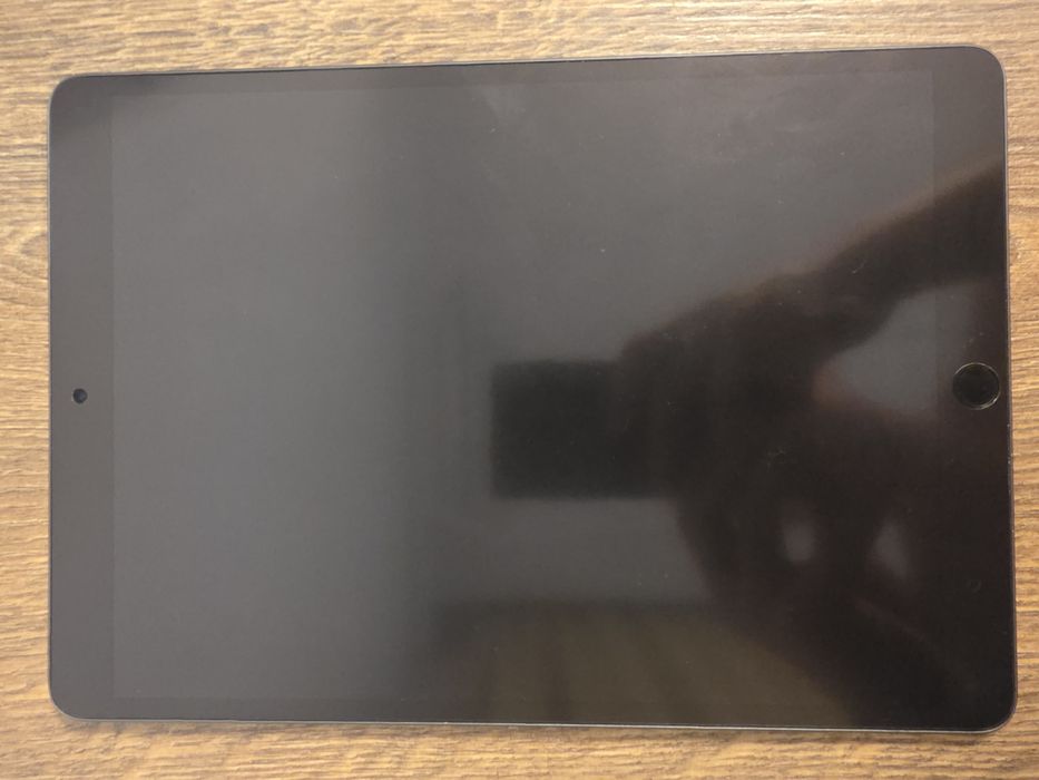iPad Air 3 Space Gray + Apple Pen Gen 1 + Accesorii