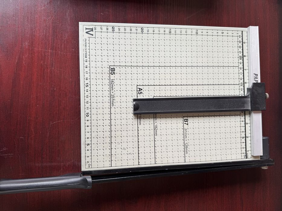 продается резак формата А4 в хорошем рабочем состоянии