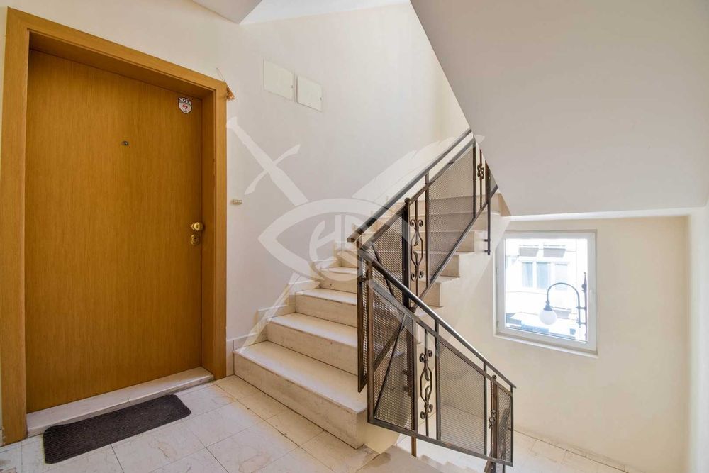 Двустаен апартамент в жк. Стрелбище № 10347