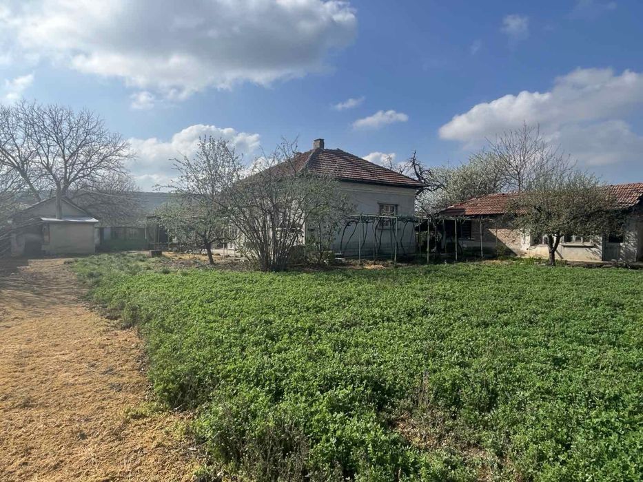 Продава се Къща в Бургас, Лазур - 124 кв.м за 299 €/кв.м - Снимка #1