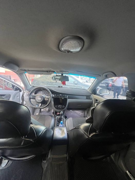 Chevrolet Jentra — yaxshi holatda!