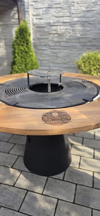 Grătar hexagonal plită rotundă diametru 920 mm gratarean.com