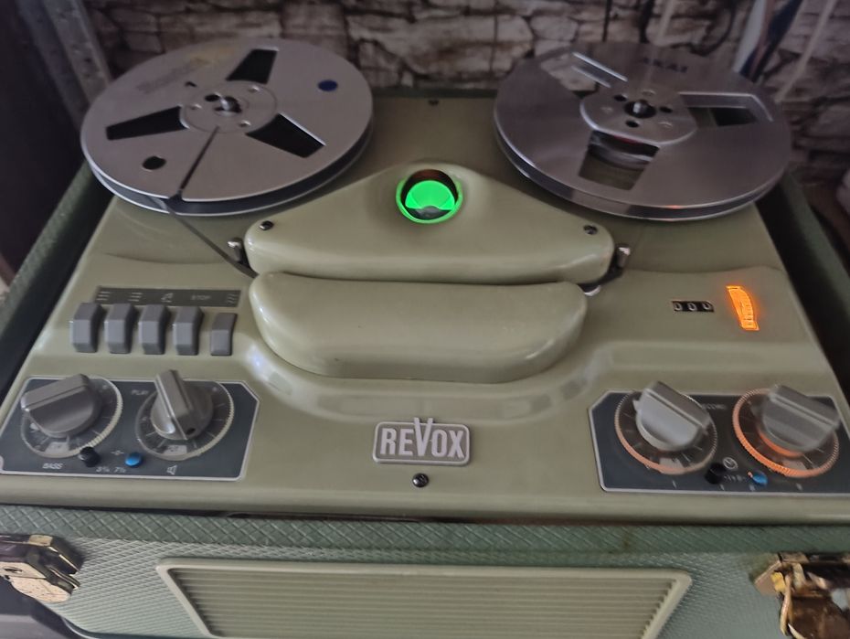 Revox D36 ,parțial defect