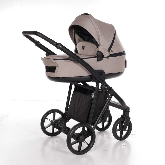 Бебешка количка JUNAMA SMART V3 3в1 с столче за кола