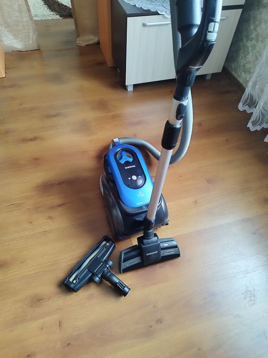 Продам пылесос..