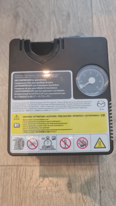 Компресор за гуми на Мазда оригинален