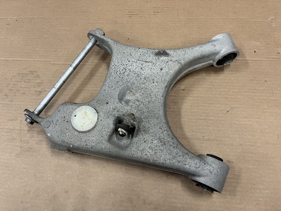 Задни носачи за BMW E39 Комби