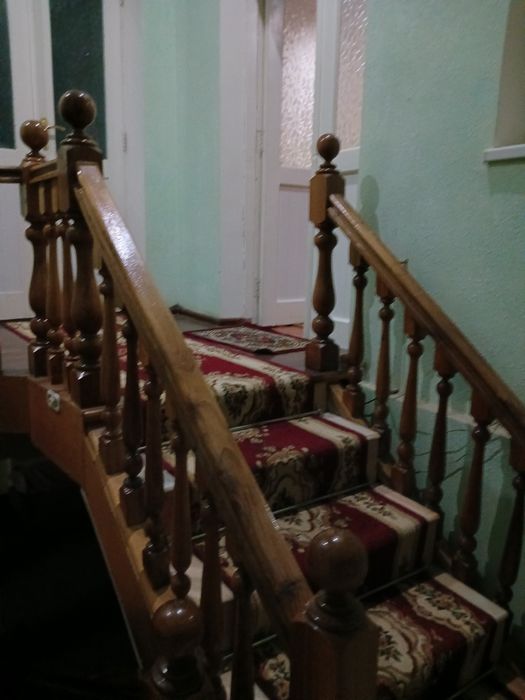 Самарканд вилояти,Булунгур туманида 2 каватли уй сотилади.