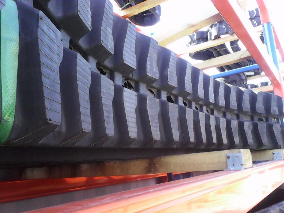 Резиновые гусеницы для Komatsu