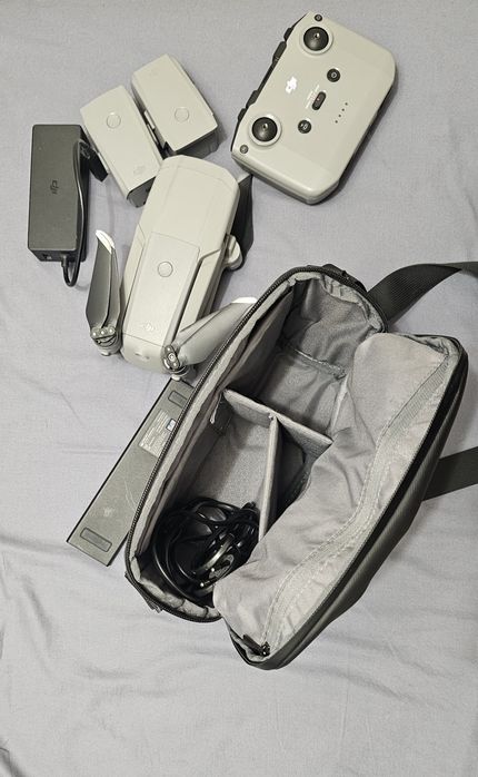 Дрон DJI Mavic Air 2 Fly More Combo