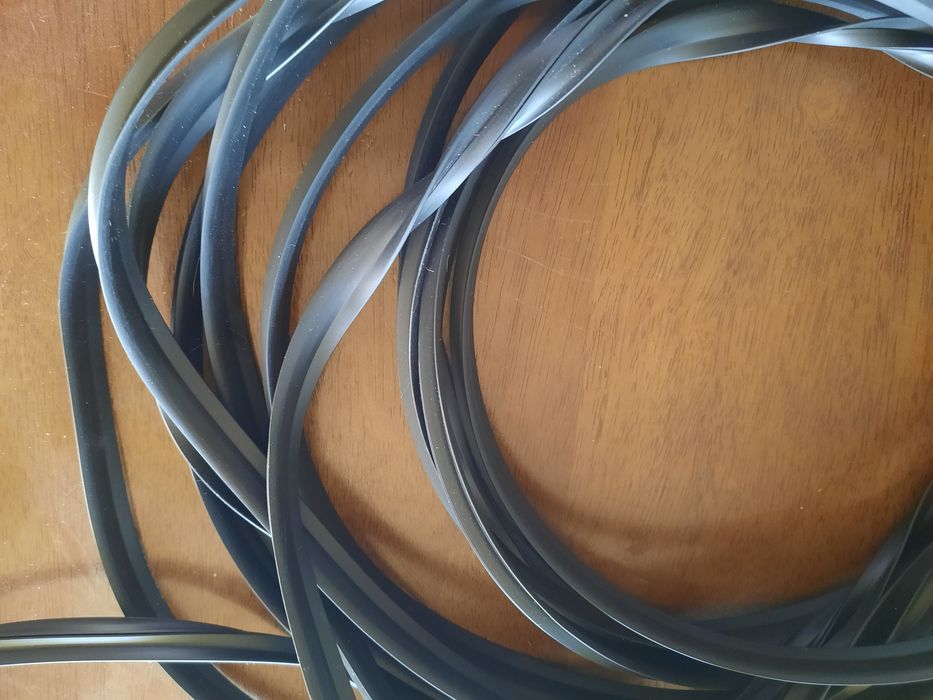 Вставка для натяжного потолка